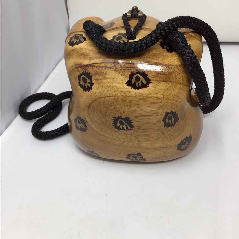 Timmy Woods carved wooden crossbody/clutch bag/purse - Picture 6 of 8